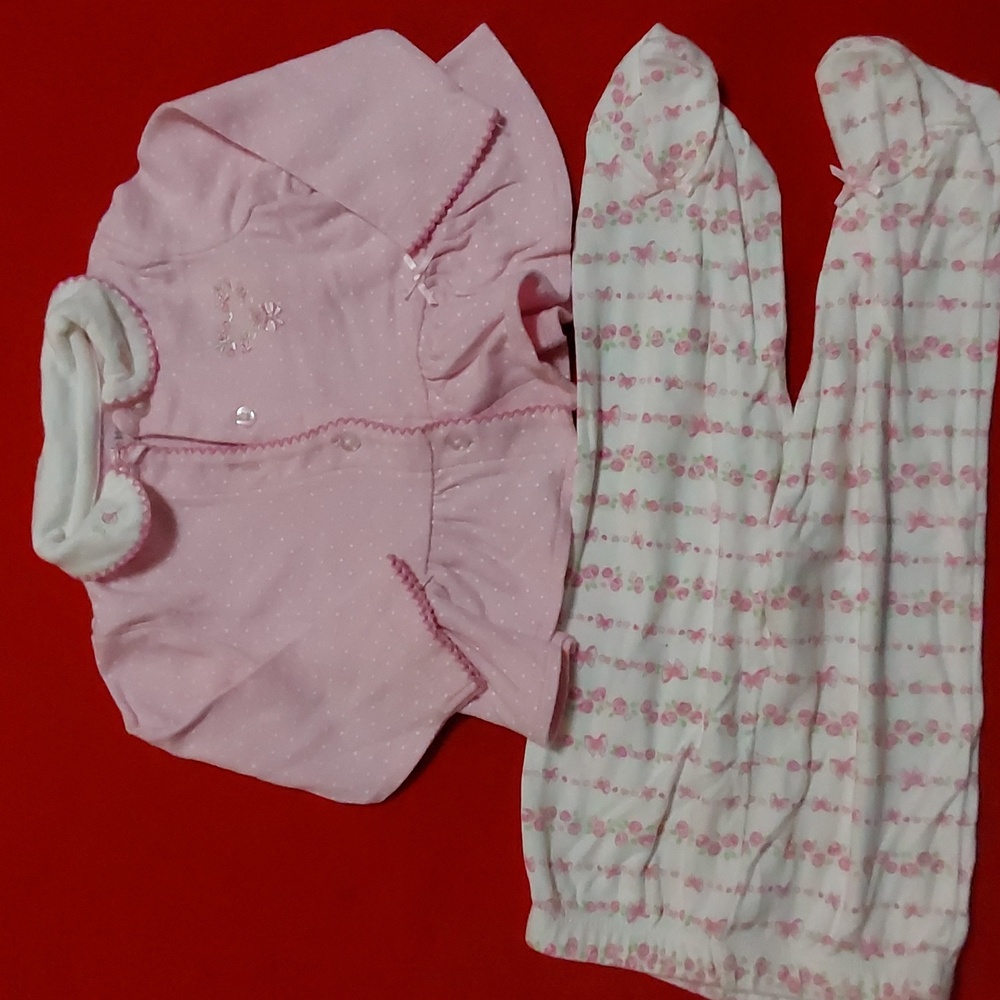 Little Me Top & Bottom Pink and White Flower Closed Footie Set